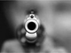 Busto, spara colpi di pistola in casa dei genitori: figlio violento arrestato
