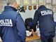 Vercelli: va fuori di testa e aggredisce i poliziotti intervenuti nel corso di una lite, arrestato