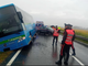 Autobus di linea carico di studenti esce di strada sulla provinciale 211, grosso spavento ma nessun ferito Autobus di linea carico di studenti esce di strada sulla provinciale 211, grosso spavento ma nessun ferito
