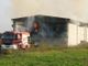 Capannone in fiamme a Casterno di Robecco sul Naviglio: vigili del fuoco al lavoro