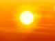 Notte con minima a 22 gradi, oggi andremo ben oltre quota 30 con umidità elevatissima. Domenica forti temporali