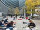 Milano, studenti &quot;incatenano&quot; per protesta l’Ufficio scolastico regionale