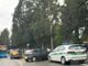 Magenta, automobilista sbanda alla curva di via Brocca e finisce contro un albero