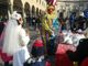 Carnevale in Piazza Ducale: in centinaia ad assistere alla parata dei carri allegorici e agli spettacoli sul palco