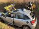 Pavese: finisce con l'auto in un canale, ferito un 40enne