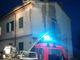 Pavese: brucia una canna fumaria a Mezzanino, i vigili del fuoco evitano le fiamme sul tetto di un'abitazione