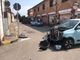 Tromello: scontro tra auto e furgone in via Salvadeo, ferite lievemente mamma e figlia
