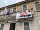 Mortara, esposto striscione sul balcone della sede Cri di via Capettini