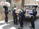 Gropello: la Protezione Civile distribuisce i pacchi alimentari offerti dal supermercato MD