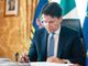 Covid-19, il governo studia un nuovo Dpcm: ipotesi coprifuoco anticipato e ulteriore stretta su spostamenti, movida e sport