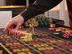 Diventare croupier: pro e contro di una professione misteriosa