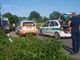 Robecco sul Naviglio: l’erba alta ostruisce la visuale, grave incidente a Castellazzo de’ Barzi