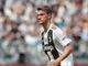 Coronavirus: positivo lo juventino Rugani, squadra in quarantena. Anche l'Inter blocca gli allenamenti e avvia le procedure