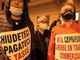 &quot;Basta, siamo stremati&quot;: ristoratori in protesta alla Prefettura di Milano