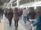 Tragedia a Milano Centrale: donna investita dal treno, è in condizioni gravissime