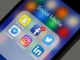 41.6 milioni di utenti giornalieri dei social in Italia. E 2.6 milioni di giornali cartacei…