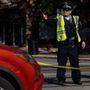 Spari da auto in corsa a Chicago, 4 morti e 14 feriti