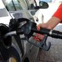 Benzina e diesel, prezzi ancora in aumento: gasolio a un passo da 2,1 euro