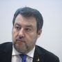 Salvini “Italiani fanno sacrifici, giusto chiedere contributo a banche”