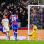La Fiorentina crolla a Londra, il Crystal Palace vince 3-0 La Fiorentina crolla a Londra, il Crystal Palace vince 3-0