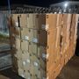 Bressana, cercano di rubare 200 scatoloni di Lego da un camion parcheggiato in ditta di logistica. I carabinieri sventano un colpo da 20mila euro Bressana, cercano di rubare 200 scatoloni di Lego da un camion parcheggiato in ditta di logistica. I carabinieri sventano un colpo da 20mila euro