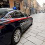 Minaccia ed aggredisce padre e figlia. Arrestato un uomo dai Carabinieri di Pavia