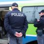 Aggressione su un treno diretto a Magenta: giovane soccorso dopo una rapina con spray al peperoncino Aggressione su un treno diretto a Magenta: giovane soccorso dopo una rapina con spray al peperoncino