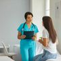 Servizio di medico a domicilio: ottenere diagnosi, controlli e prescrizioni comodamente nel proprio ambiente domestico