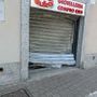 Magenta: malviventi spaccano la saracinesca del Compro Oro, ma fuggono a mani vuote Magenta: malviventi spaccano la saracinesca del Compro Oro, ma fuggono a mani vuote