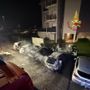 Casorate Primo: due auto in fiamme nella notte, sul posto vigili del fuoco e carabinieri