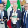 Ron premiato da Regione Lombardia con la Rosa Camuna. &quot;Autore di brani indimenticabili che sono poesia e musica”