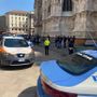 Milano, trovato morto l'evaso sospettato di aver accoltellato un collega: si è lanciato dal Duomo