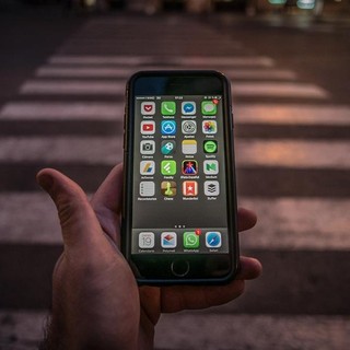 Pavia, rapina nel centro storico: operazione lampo della Polizia di Stato