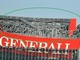 Milano: cede l’insegna delle Generali per il caldo eccezionale. Struttura in sicurezza