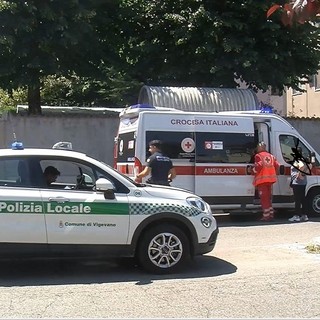 Vigevano, uomo 39enne investito da un'auto in viale Leopardi