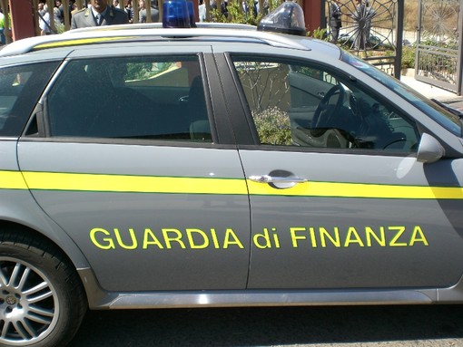 Casale Monferrato: la Finanza sequestra 26 immobili ad imprenditore casalese, tra cui due castelli