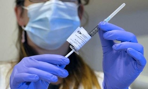 In Gran Bretagna niente vaccino anti-Covid per chi soffre di allergie