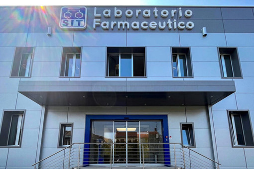 Mede: i ladri forzano la porta antipanico della Sitpharma, ma scatta l'allarme e fuggono a mani vuote