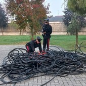 San Martino Siccomario: fermato con 100 chili di rame e fibra ottica, nei guai un pavese