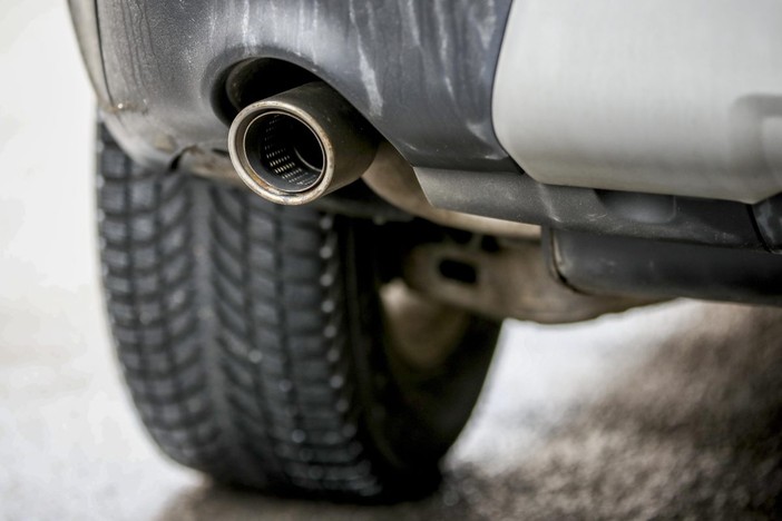 Stop alle auto nuove con motore termico entro il 2035 Stop alle auto nuove con motore termico entro il 2035