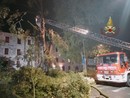 Pavia: albero pericolante sul Lungo Ticino, intervengono i Vigili del fuoco Pavia: albero pericolante sul Lungo Ticino, intervengono i Vigili del fuoco