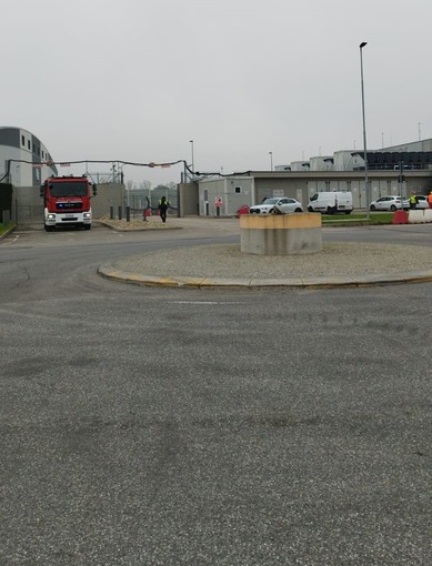 Siziano, incidente sul lavoro: operaio 52enne colpito da una scarica elettrica alla testa Siziano, incidente sul lavoro: operaio 52enne colpito da una scarica elettrica alla testa