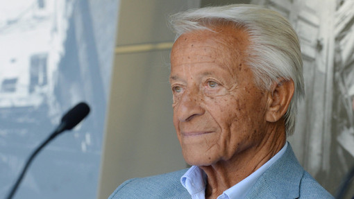 Geo Mantegazza, leggenda del Lugano: il club bianconero lo ha ricordato postando questa foto Geo Mantegazza, leggenda del Lugano: il club bianconero lo ha ricordato postando questa foto