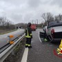 San Martino Siccomario, si ribalta con l'auto nella tangenziale: ferita una 36enne
