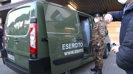 Le autorità sanitarie Usa sospendono il vaccino Janssen Le autorità sanitarie Usa sospendono il vaccino Janssen