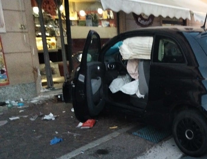 Gravellona Lomellina, falcia due persone con l’auto fuori da un bar: 41enne arrestato dai carabinieri per tentato omicidio