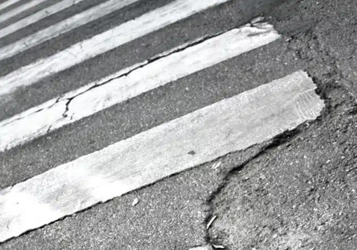 Milano, investe due sorelle sulle strisce: una muore Milano, investe due sorelle sulle strisce: una muore
