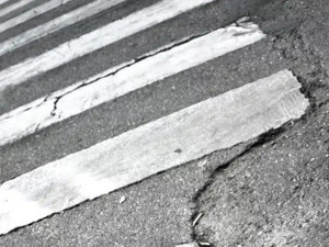 Milano, investe due sorelle sulle strisce: una muore