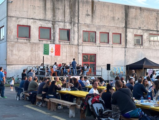 Mede, grande successo per la 3° edizione di &quot;Na sira insema i pumpier&quot;