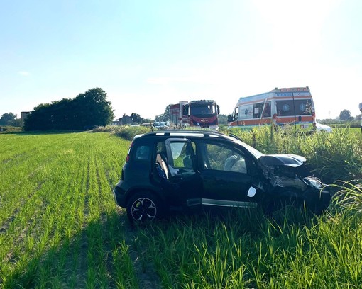 Garlasco: scontro auto-furgone sulla provinciale 185, ferite tre persone
